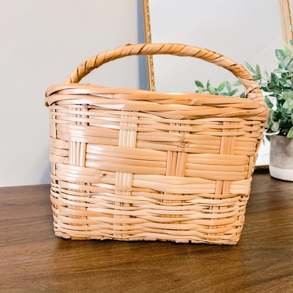 Vintage Boho Wicker Rattan Picnic Basket - Picture 8 of 9